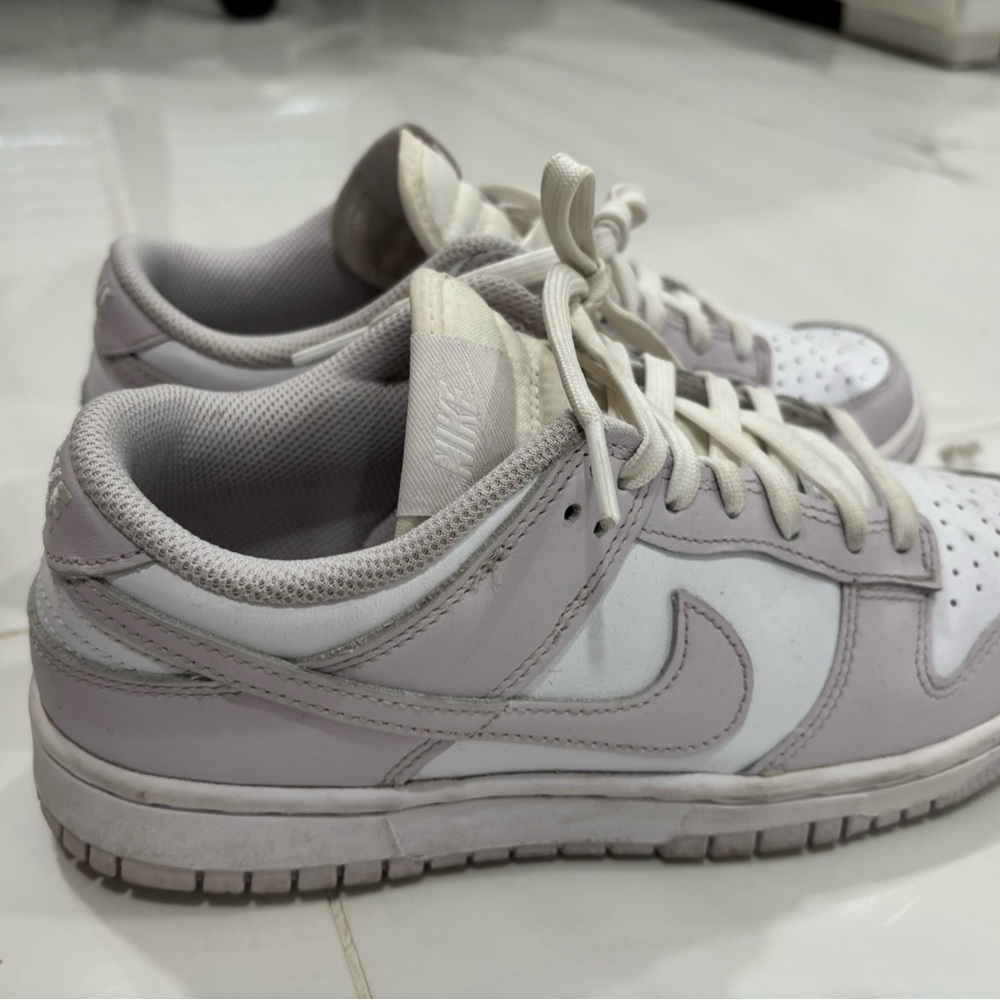 Nike Women's White and lilac dunk low
